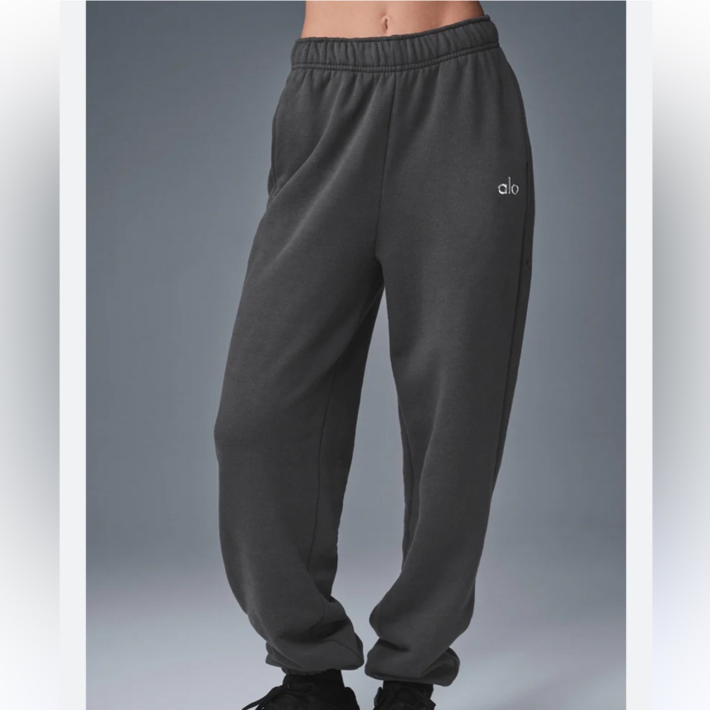 Alo Accolade Sweatpant- Anthracite
